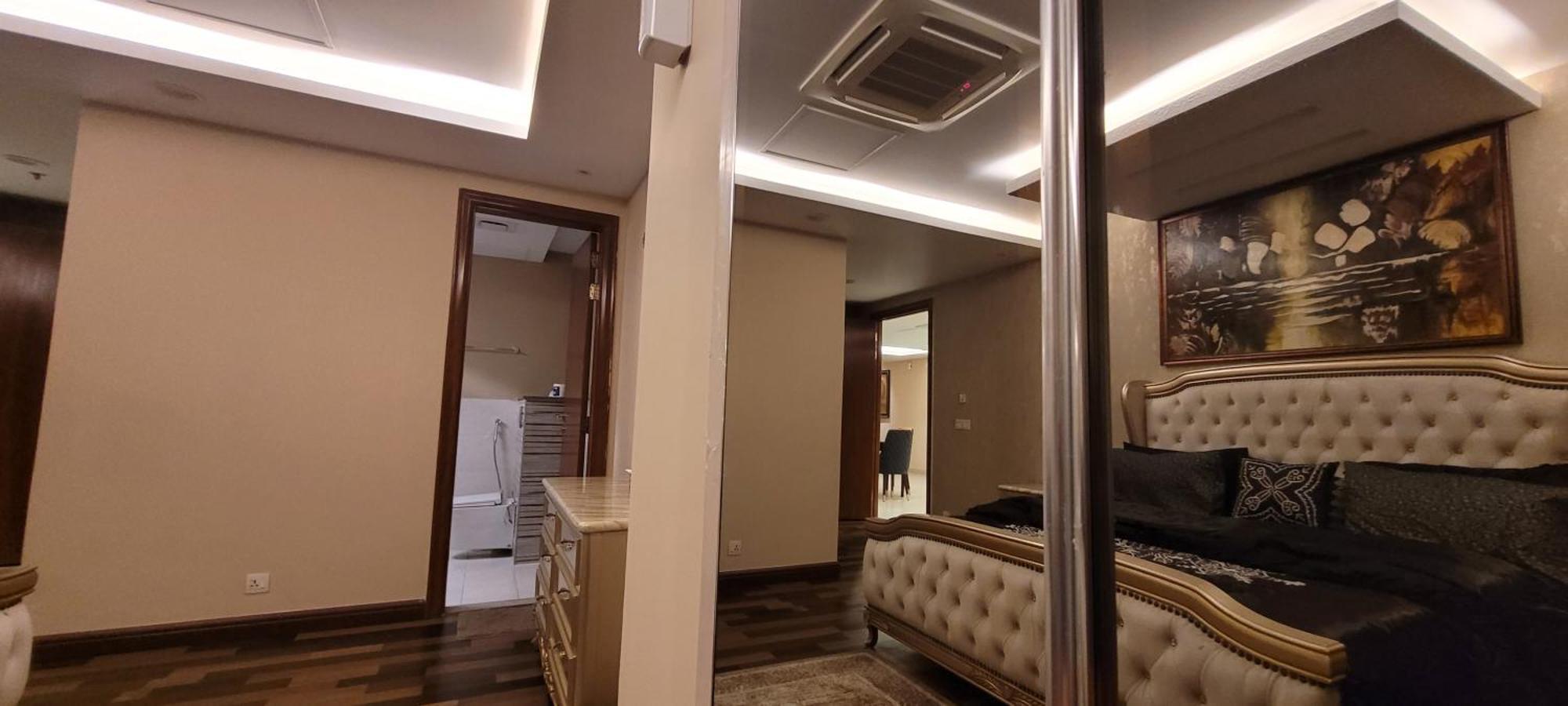 Goldcrest Luxury Apartments Lahore Extérieur photo